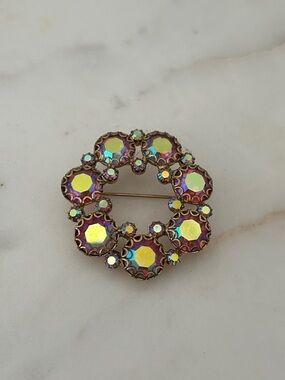 Albert Weiss Iridescent Aurora Borealis Wreath Brooch